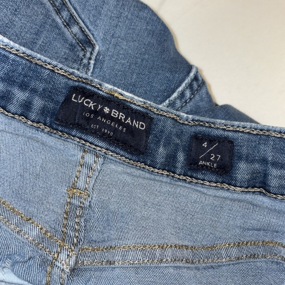 Lucky Brand jeans Ava style ankle skinny extreme distress button/zip Size 4/27 - Picture 8 of 12